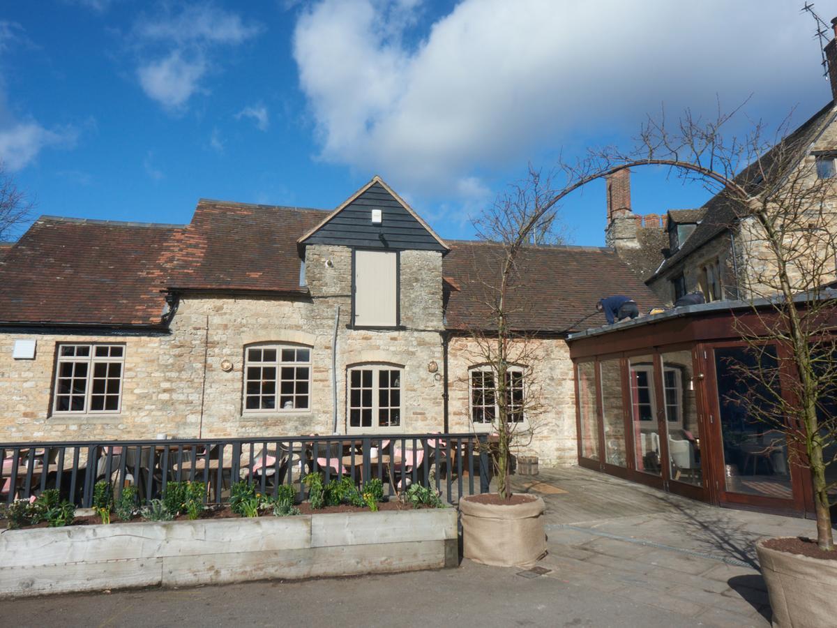 Bear And Ragged Staff Hotel Oxford Exterior foto